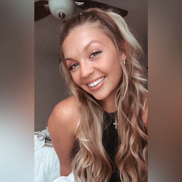 Meet your Posher, Kayleigh - Picture 1 of 1